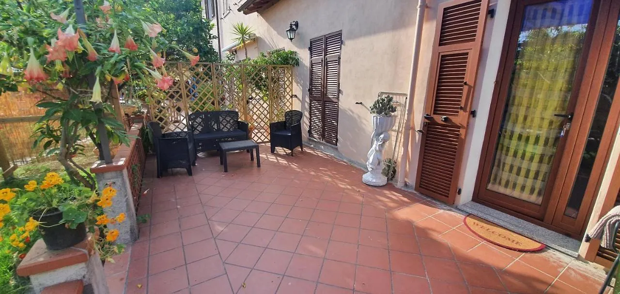 Da Caterina Villa Vallecrosia Italy